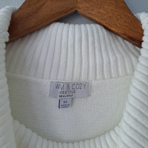 Warm & Cozy Women‎ Cream Medium Turtle Neck Crop Sweater Long Sleeve - Picture 5 of 11